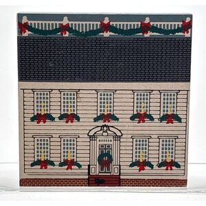 The Cats Meow New England Christmas Series Hunter House 1989 Collectible Wooden